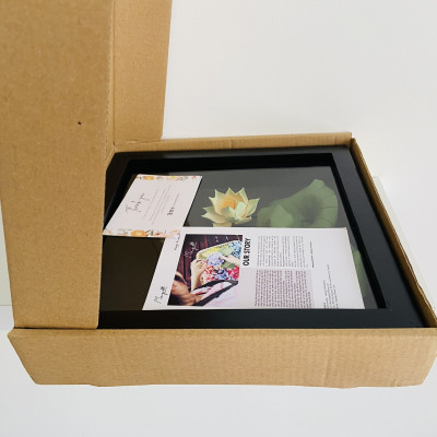 Tranh hoa giấy handmade trang trí cao cấp HOA SEN TRẮNG 25x25 - Maypaperflower Hoa giấy nghệ thuật