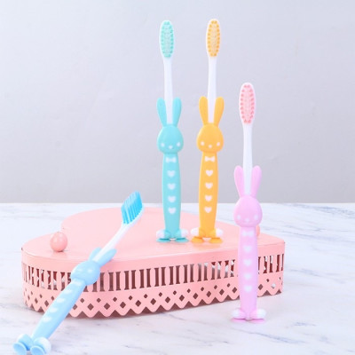 Đồ dùng Sản phẩm dụng cụ vệ sinh - Set 4 bàn chải đánh răng hình thú cho bé có đế hít ,nhiều màu ,phù hợp cho bé dưới 10 tuổi