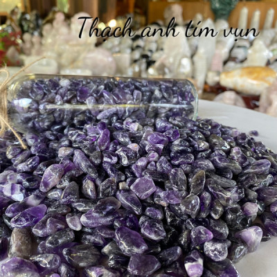 (1kg) Thạch anh tím vụn NHASAN ứng dụng của đá trong phong thủy