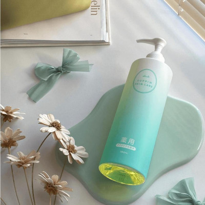 Nước Dưỡng Da Ngừa Mụn Và Se Khít Lỗ Chân Lông Club Suppin Nhật Bản (Chai 380ml)