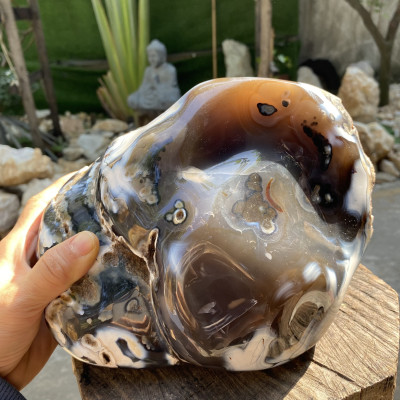 Viên Đá Mã Não Tự Nhiên DMN105 NHASAN "độc nhất tại Việt Nam", nặng 6kg, kích thước 20x23 cm