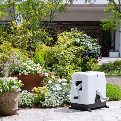 Bộ vòi tưới cây 30m Takagi RC330TNB