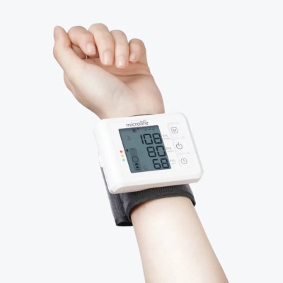 Máy Đo Huyết Áp Điện Tử Cổ Tay Microlife W70