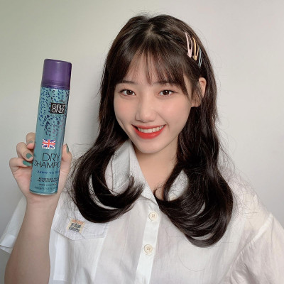 Dầu Gội Khô Girlz Only Dry Shampoo Dawn Til Dusk Hương Trái Cây Sảng Khoái, Bảo Vệ Tóc Chắc Khỏe Khỏi Những Tác Động Xung Quanh 200ml