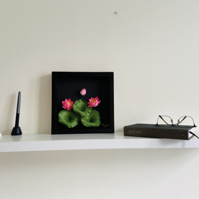 Tranh hoa giấy handmade trang trí cao cấp HOA SEN  HỒNG 25x25 - Maypaperflower Hoa giấy nghệ thuật