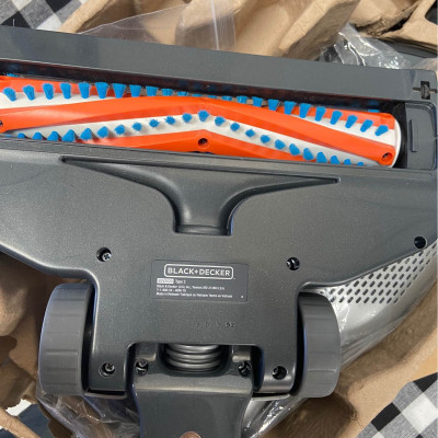 Máy hút bụi cầm tay chạy pin 20Vmax BLACK & DECKER BSV2020G-B1 - Hàng chính hãng