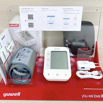 Máy đo huyết áp điện tử bắp tay chính hãng YUWELL YE670CR - Có chức năng Bluetooth - Pin sạc 300 lần đo - Bảo hành 5 năm.