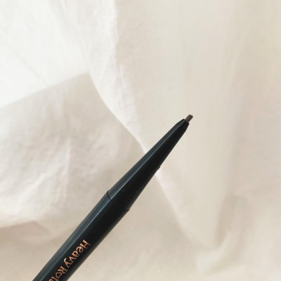 Bút Chì Sáp Kẻ Lông Mày Chống Trôi Lõi Siêu Mịn Màu Nâu Sáng Kissme Heavy Rotation Eyebrow Pencil 0,09 G