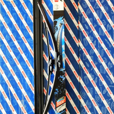 BỘ GẠT MƯA BOSCH AEROTWIN EURO SET VINFAST LUX A2.0 - 18X26 (8215V)