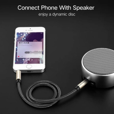 Ugreen UG40782AV125TK 3M màu Đen Cáp âm thanh 2 đầu 3.5mm dương đầu bọc kim loại cao cấp - HÀNG CHÍNH HÃNG