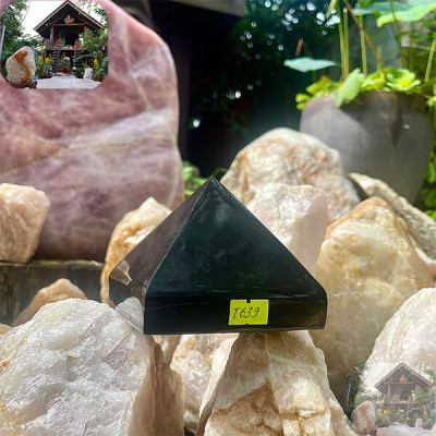 Kim tự tháp đá obsidian NHA SAN T639 Viên ngọc đen mang lại may mắn, tài lộc - 1.1 kg (8 x 10 cm)