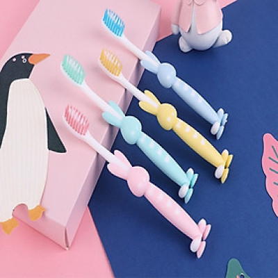 Đồ dùng Sản phẩm dụng cụ vệ sinh - Set 4 bàn chải đánh răng hình thú cho bé có đế hít ,nhiều màu ,phù hợp cho bé dưới 10 tuổi