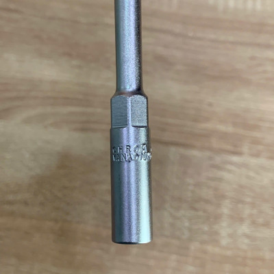 Tay vặn T đầu khẩu 6mm RTS1006 Retta
