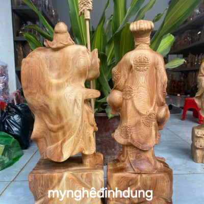 Cặp tượng quan văn quan võ bằng gỗ ngọc Am thơm nức cao 50cm 