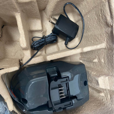 Máy hút bụi cầm tay chạy pin 20Vmax BLACK & DECKER BSV2020G-B1 - Hàng chính hãng