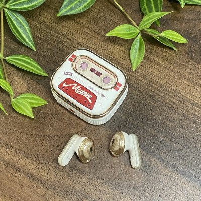 Tai nghe Bluetooth nhét tai không dây TWS Rockspace Retro Mix Tape nghe nhạc lên đến 20h Hàng chính hãng có bảo hành