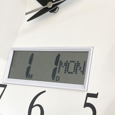 Đồng hồ Rhythm CFG903NR06 Kt 33.5 x 4.0cm, 1.45kg Vỏ gỗ, dùng PIN.