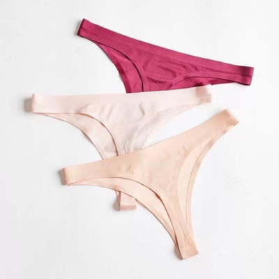 Quần Lót Lọt Khe Bóng Viền Gấp