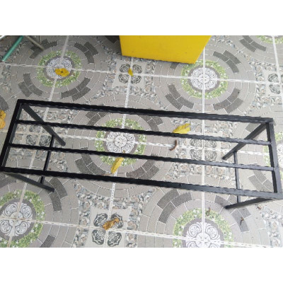 Kệ kê chậu cây ban công sân thượng. Dài 80cm. Rộng 20-25-30cm. Cao 30-40-50-60cm. 1,2,3 nan phụ giằng chân. hộp thép 2x2cm ( Hàng Chính Hãng )