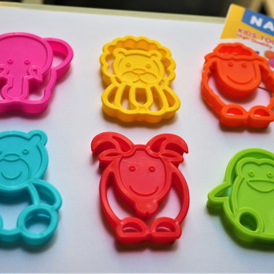 BỘ 6 KHUÔN NẶN ĐỘNG VẬT NGỘ NGHĨNH +SÁCH HƯỚNG DẪN MO-BM