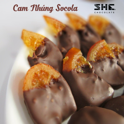 Trái cây nhúng socola 3 vị (Cam, Xoài, Kiwi) - Hũ thủy tinh - SHE Chocolate - Bổ sung năng lượng, đa dạng vị giác. Quà tặng sức khỏe, quà tặng người thân, dịp lễ, thích hợp ăn vặt