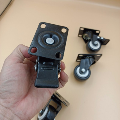 Bộ 4 bánh xe đẩy hàng (2 xoay có khóa - 2 xoay không khóa) loại tốt Kt 50x25 mm - Tải trọng 150kg - Di chuyển đa mặt sàn