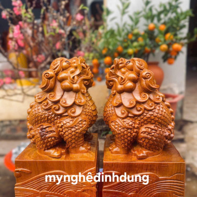 Cặp nghê phong thủy cầu tài lộc bằng gỗ bách xanh thơm nức cao 23x12x12cm