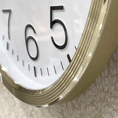 Đồng hồ treo tường Nhật Bản Rhythm CMG494BR18 ,Kích thước 36.0 x 4.4cm, 855g, Vỏ nhựa cao cấp, dùng PIN