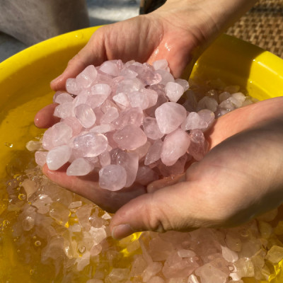 {1kg} Đá thạch anh hồng vụn NHASAN bí quyết thu hút tình yêu và may mắn
