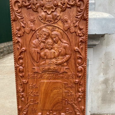 Tranh Đốc lịch treo tường trạm khắc gia đình công giáo bằng gỗ hương đá kt 40 ×80×3cm