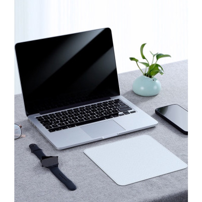 Khăn Lau Màn Hình Polishing Cloth Kai cho iPhone / Macbook / iPad / Laptop / Smartphone / Lens Camera/ Smartwatch - Hàng Nhập Khẩu