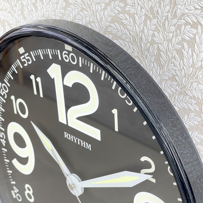 Đồng hồ Rhythm CMG499BR02 Kt 31.0 x 4.5cm, 735g Vỏ nhựa. Dùng Pin.