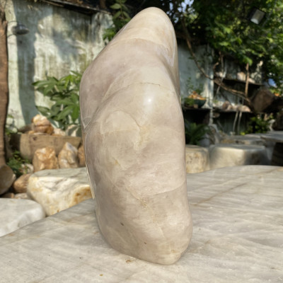 Trụ đá thạch anh năng lượng cao NHASAN T699 - Nặng 19.5kg (KT: 33 x 26.5 x 12 cm) - Hàng chính hãng