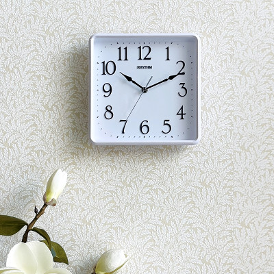 Đồng hồ treo tường Nhật Bản Rhythm CMG597NR03- Kt 25.2 x 25.2 x 4.3cm, 500g Vỏ nhựa. Dùng Pin