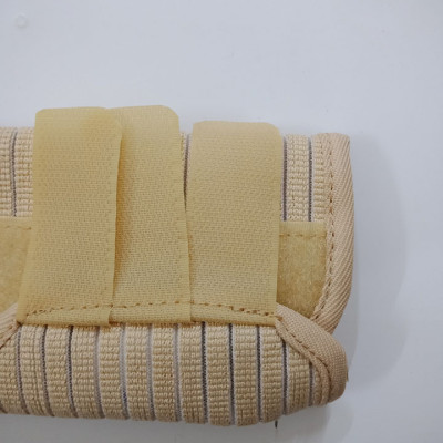 Nẹp Cố Định Cổ Tay Hiệu Dyna Loại Thoáng Khí 