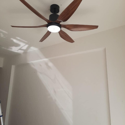 sải cánh 1m67 dài, Quạt trần 6 cánh có đèn Led trang trí, điều khiển từ xa, động cơ DC 6 số tiết kiệm điện