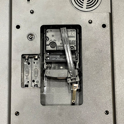 Đồng hồ Nhật Rhythm CMJ494NR06 Kt 29.0 x 39.0 x 6.0cm, 1.13kg Vỏ nhựa. Dùng Pin.