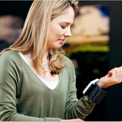 Máy Đo Huyết Áp Cổ Tay Microlife W3 COMFORT