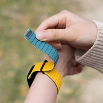 Dây đeo UNIQ Revix Evo Reversible Magnetic Silicone Strap (41/40/38mm) Cho Apple Watch series 1~9/ SE1~2 Hàng Chính Hãng