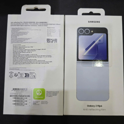 Miếng dán màn hình ngoài Samsung Z Flip6 - Hàng chính hãng