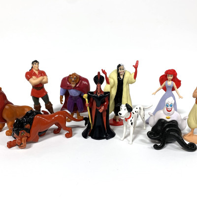 DN Heroes And Villains My Busy Book