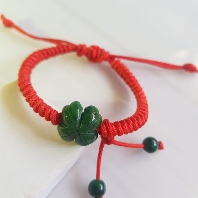 Vòng Đeo Tay Nữ Kiểu Dây Đỏ Cỏ 4 lá Xanh mới lạ đẹp lắm Chất liệu đá cẩm thạch xanh lá cỏ thắt dây kiểu đỏ rẻ đẹp  Nữ đeo tay may mắn tăng đưa rút chỉnh theo tay lớn nhỏ được hết đẹp lắm ạ