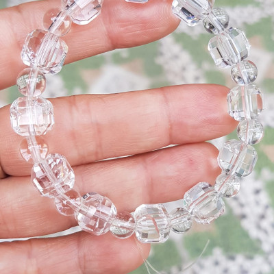  Vòng tay phong thuỷ nữ đá thạch anh trắng trong tự nhiên kiểu vuông giác tròn Size hạt vuông 10mm hạt tròn nhỏ 6mm Nữ mệnh kim mệnh Thủy đeo hợp may mắn tốt sức khoẻ công việc ạ