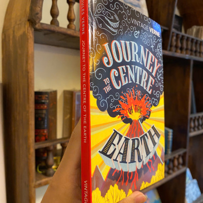 Sách - Journey to the Centre of the Earth by Jules Verne | Classics / Science Fiction / Ngoại văn