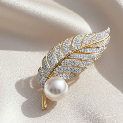 Trâm Cài Áo Vest, Áo Dài Đính Ngọc Trai Baroque Hình Lông Vũ thời trang thiết kế Hity ACC404