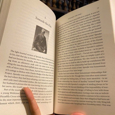 Sách - Writing in the Dark by Will Loxley | English History Nonfiction Book | Sách ngoại văn