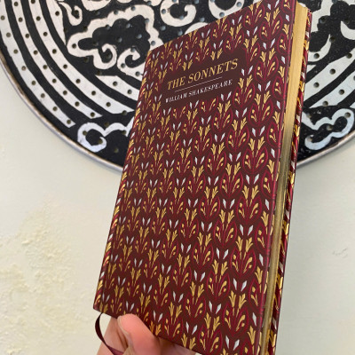 Sách - The Sonnets by William Shakespeare - Poetry / Classics / Fiction in English