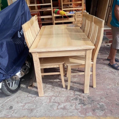 Bàn ghế ăn gỗ sồi giá tại xưởng k qua trung gian
