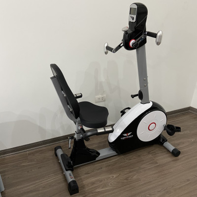 Xe đạp tập có tựa lưng K8602R