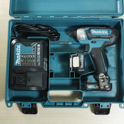 MÁY BẮT VÍT DÙNG PIN 12V (110 N.M) MAKITA TD110DSAE (1 SẠC NHANH. – 2 PIN 12V/ 2.0 AH) - HÀNG CHÍNH HÃNG